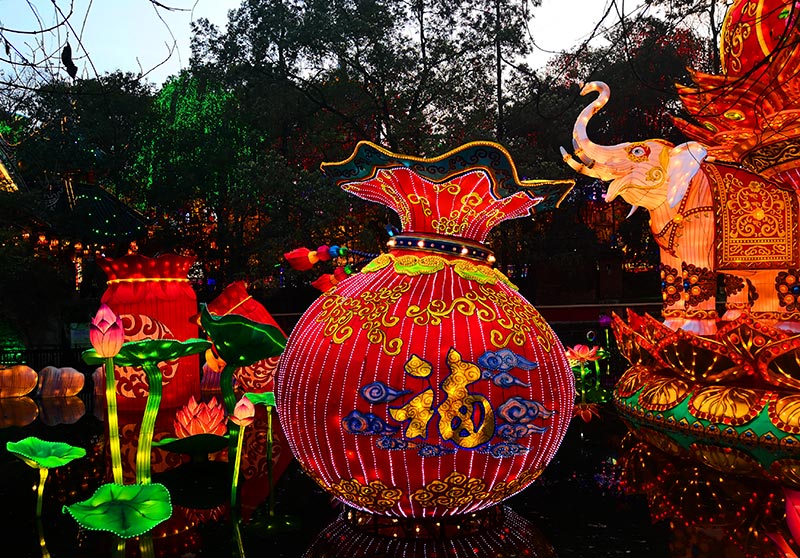 彩灯行业,自贡彩灯,